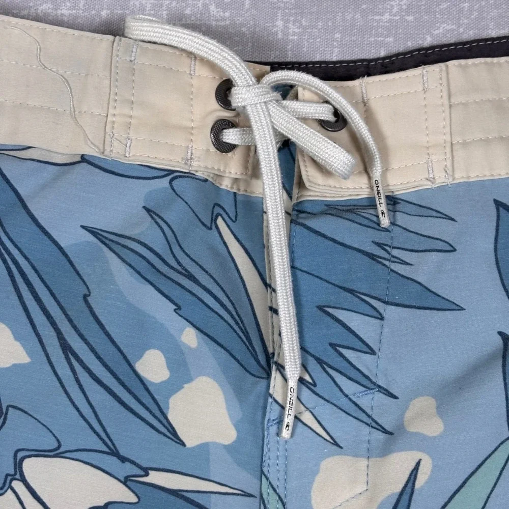 Lot of 2 O'Neill Mens Board Shorts Size 30 Blue Floral & Red Striped Swim Trunks